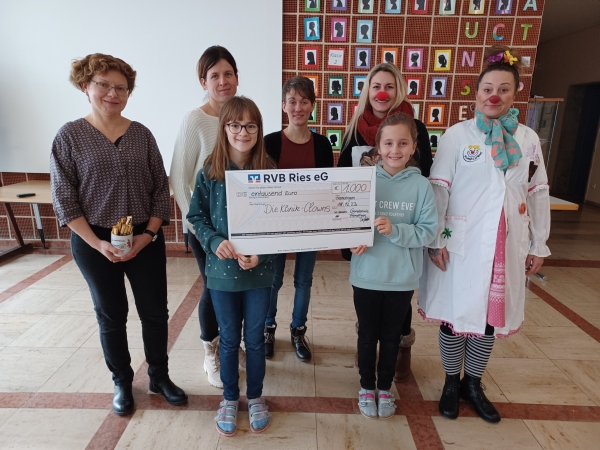 1000,- € Weihnachtsspende der Grundschule Fremdingen für die KlinikClowns